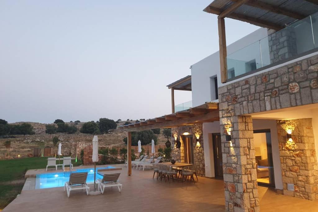 Villa Alkyoni Lindos ภายนอก รูปภาพ